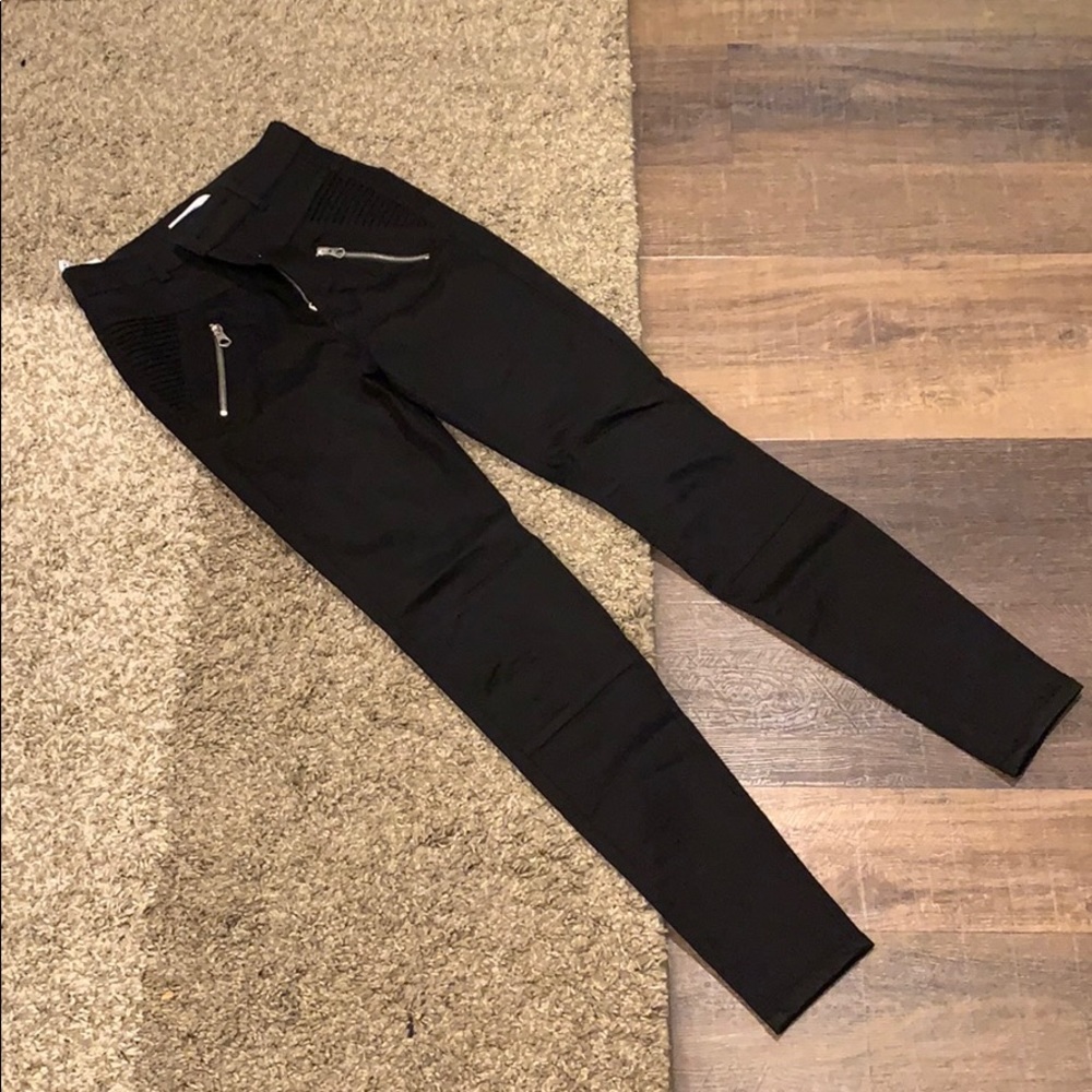 NWOT Zara black pants